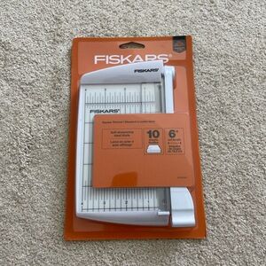 Fiskars bypass trimmer